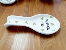 Load image into Gallery viewer, Personalised Ceramic Spoon Rest with family name